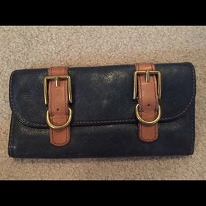 Vintage style Fossil leather wallet