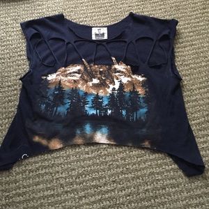 Cool cut graphic tee from lf