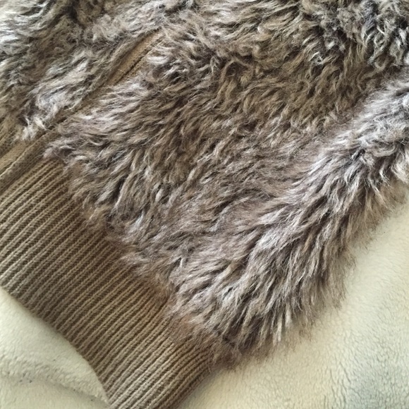 Faux vest - Picture 5 of 7