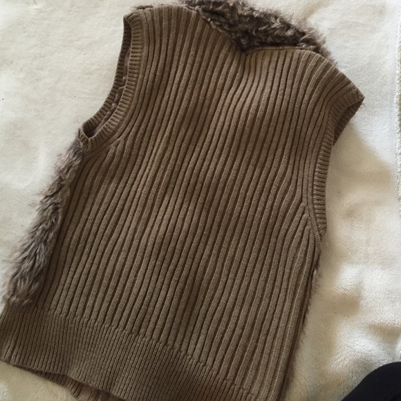 Faux vest - Picture 6 of 7