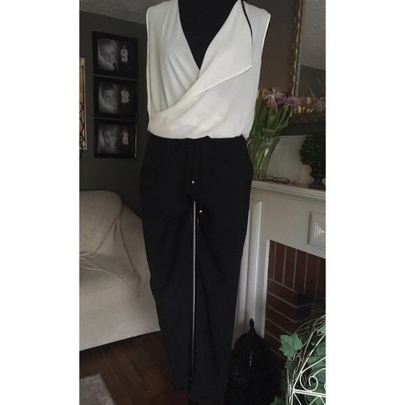 Black and white full body Jumpsuit!