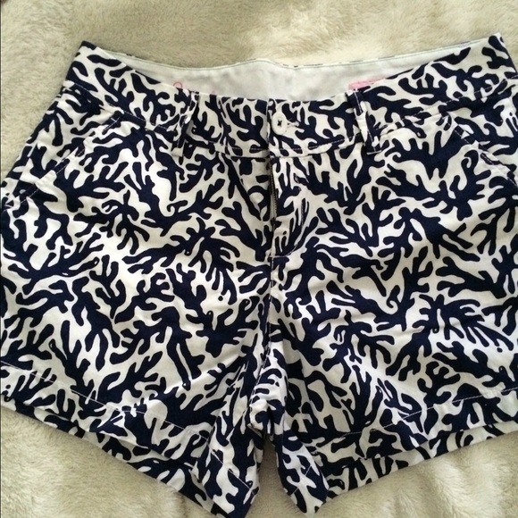 Lilly Pulitzer Callahans- Bright Navy Treasure