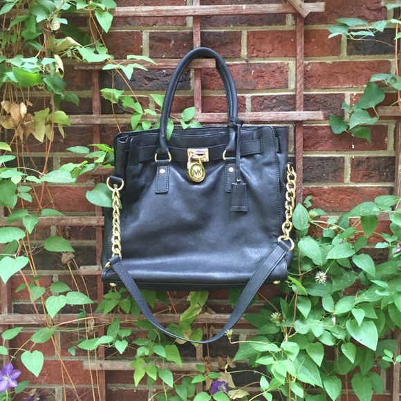 Michael Kors Handbags - Michael Kors Hamilton Tote - Black