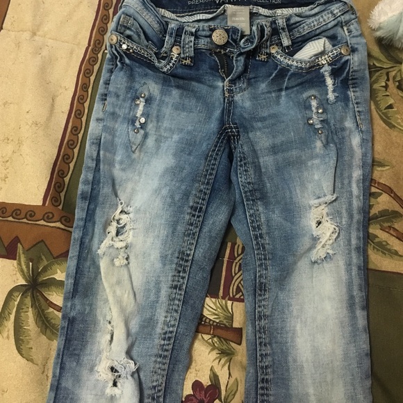 Jeans - Picture 2 of 4