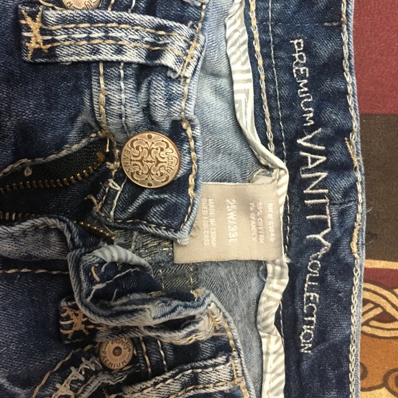 Jeans - Picture 3 of 4