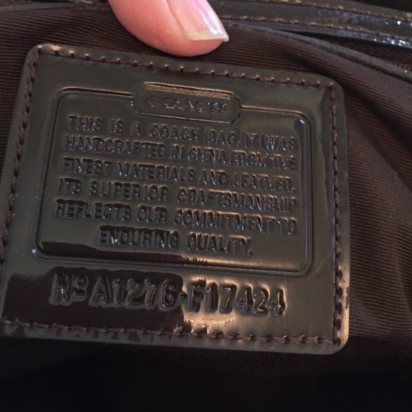 Coach signature khaki handbag and wallet - Picture 2 of 4