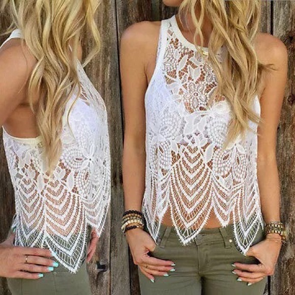SALE ✨✨The Angel Crochet Lace Mix Top - Picture 3 of 4