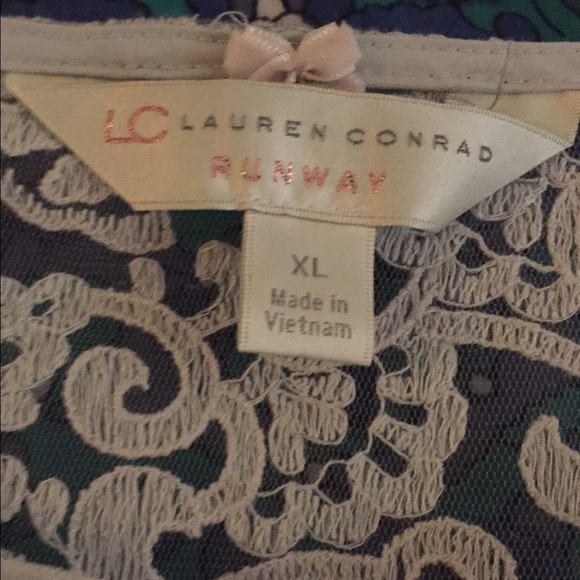 Silver Lauren Conrad Runway Scalloped Top - Picture 2 of 4