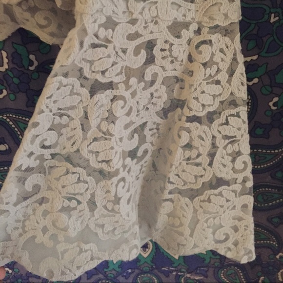 Silver Lauren Conrad Runway Scalloped Top - Picture 4 of 4