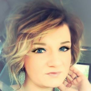 Meet your Posher, Kassie