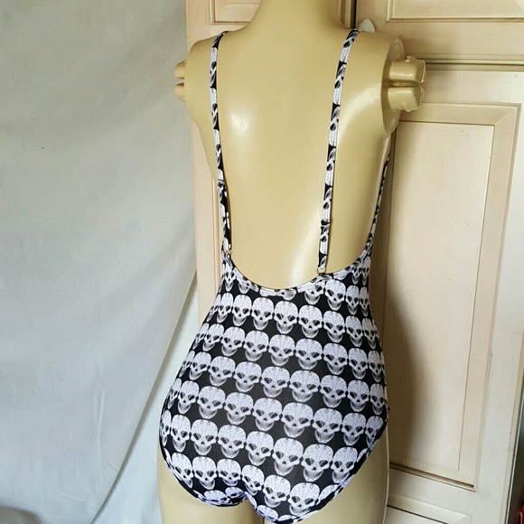 Paula Thomas for TW swimsuit sz XS Brand new - Picture 3 of 4