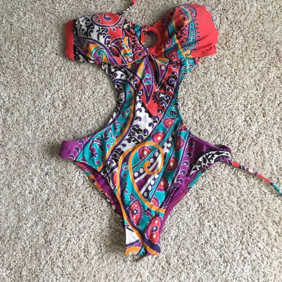 Italian boutique bathing suit .