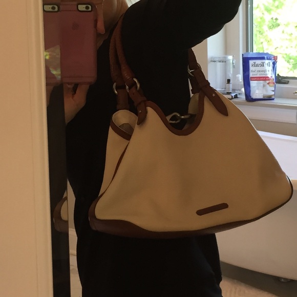 Cole Haan off white shoulder bag and wallet - Picture 1 of 4