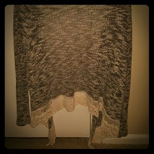 Cardigan with lace trim