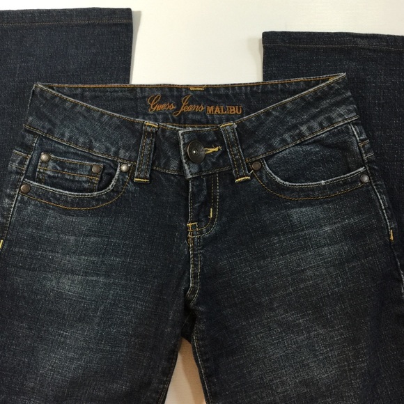 ❇️Guess Jeans Malibu❇️ - Picture 2 of 4