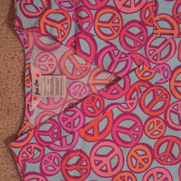 Scrub top - Picture 2 of 2