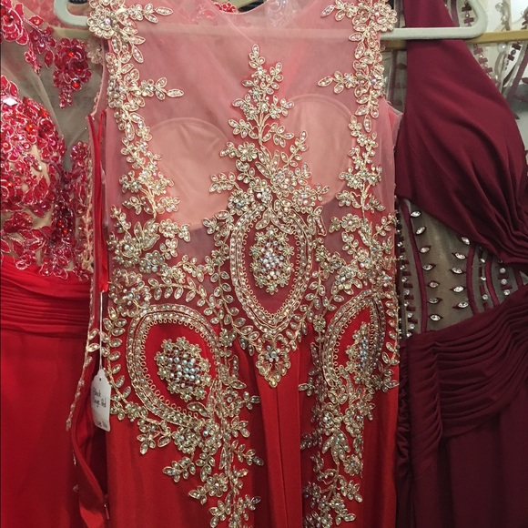 Dave & John Red beaded prom dress - Picture 3 of 4