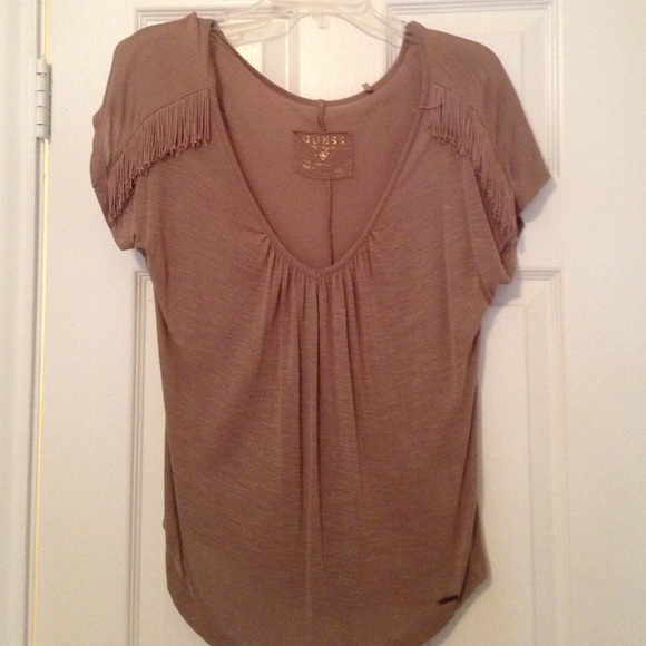 Guess top