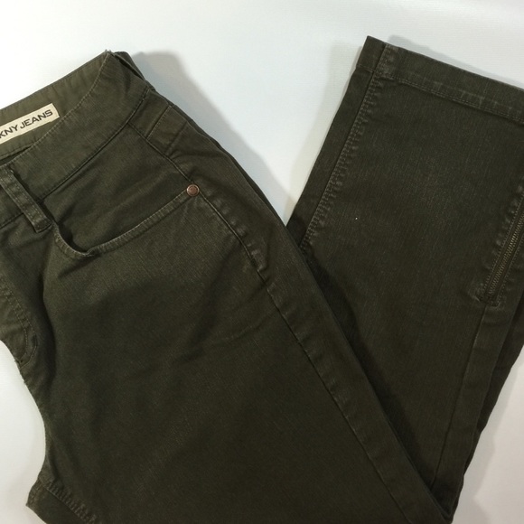 ❇️DKNY Jeans Capris❇️ - Picture 3 of 3