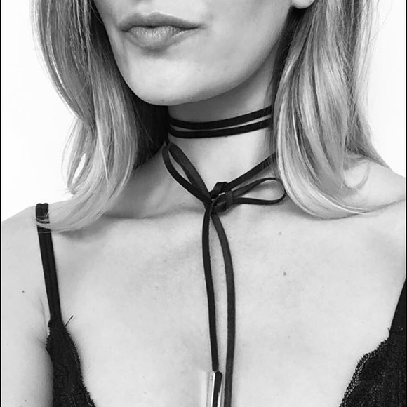 ✨✨Trendy suede leather neck tie choker necklace - Picture 4 of 4