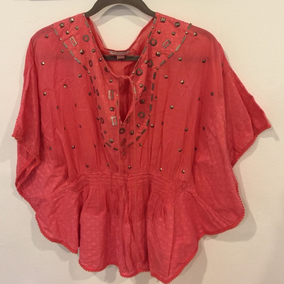 Gorgeous Studded cinched poncho/blouse. Size Small - Picture 2 of 4