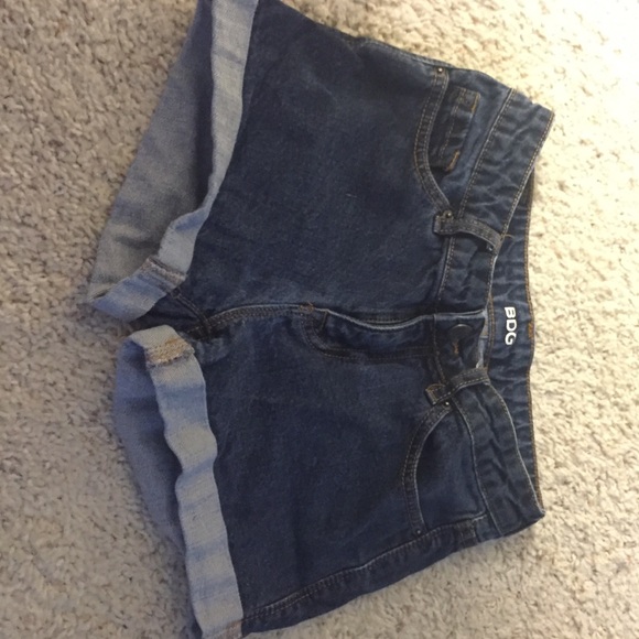 mid wasted BDG shorts