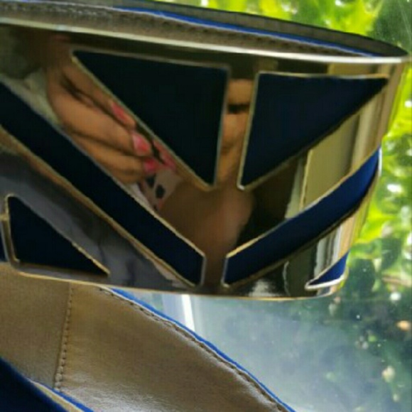 Royal Blue - Picture 3 of 3