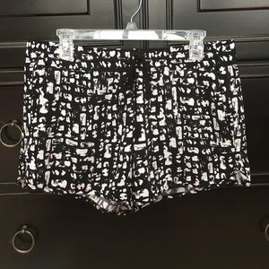 Banana republic dressy shorts medium