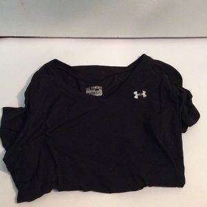Underarmour Black V-necks. S-M.