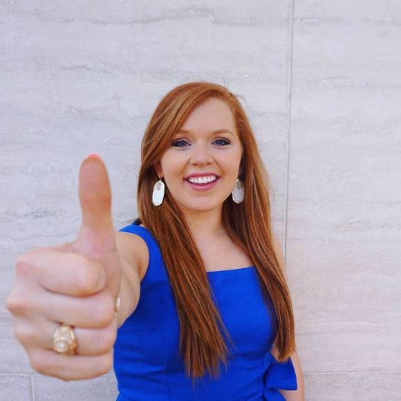 Meet your Posher, Caroline