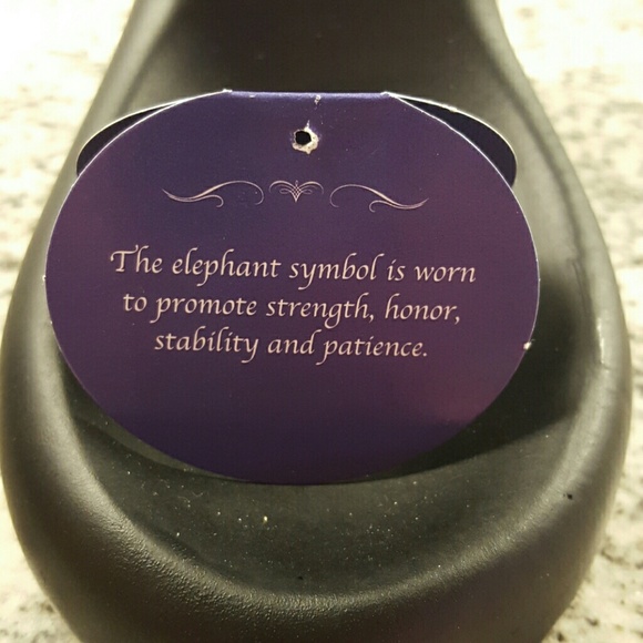 Necklace - Picture 4 of 4