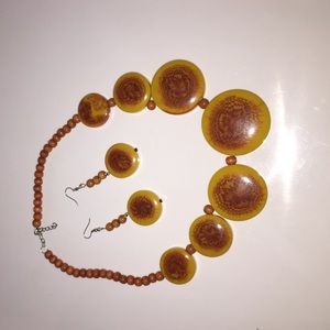 Statement necklace in shades of orange and Amber