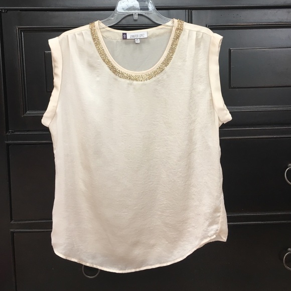 Jennifer Lopez off white top medium