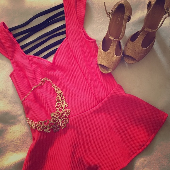 Peplum top! - Picture 2 of 6
