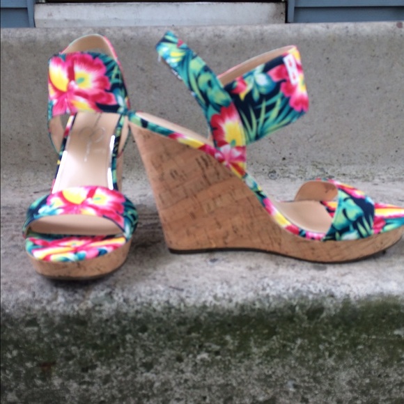 Jessica Simpson floral wedge