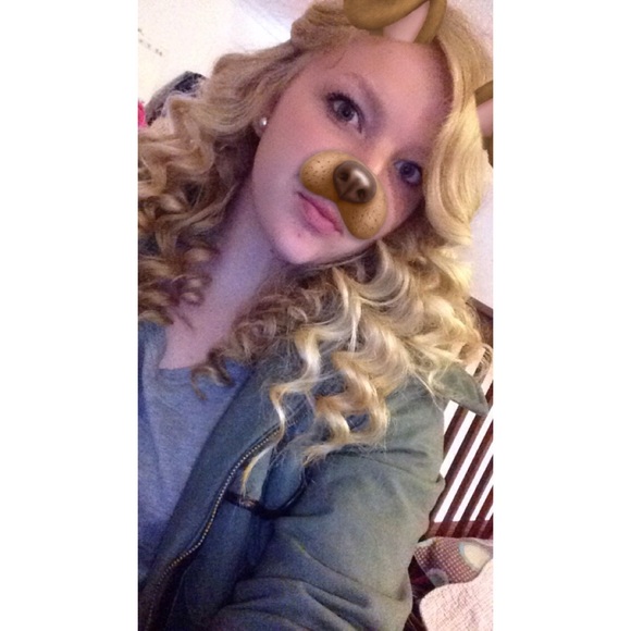 Meet your Posher, Alexis - Picture 1 of 1