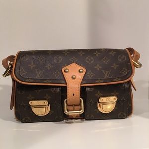 Louis Vuitton Hudson Bag