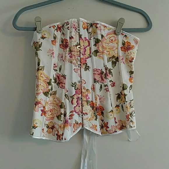 SALE! SUMMER FUN!🎉🎆