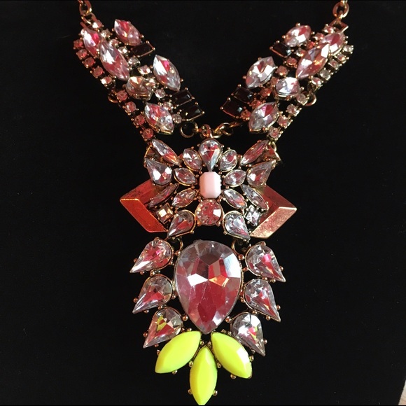 Aztec Statement Necklace - Picture 2 of 3