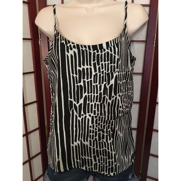 Silky Hurley Tank Size Small