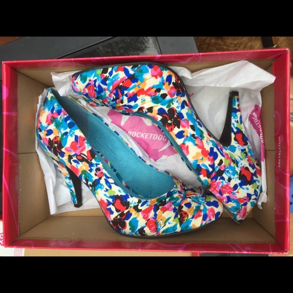 K9 colorful shoes size 10m gentle used