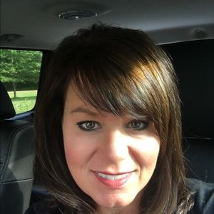 Meet your Posher, Melanie