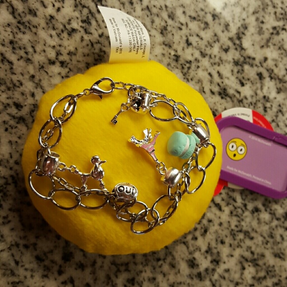 Bracelets - Picture 3 of 3