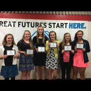 Meet your Posher, Claire