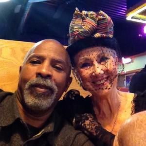 Meet your Posher, Dona