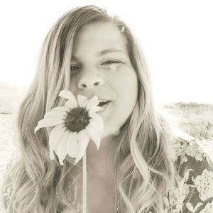 Meet your Posher, Alissa