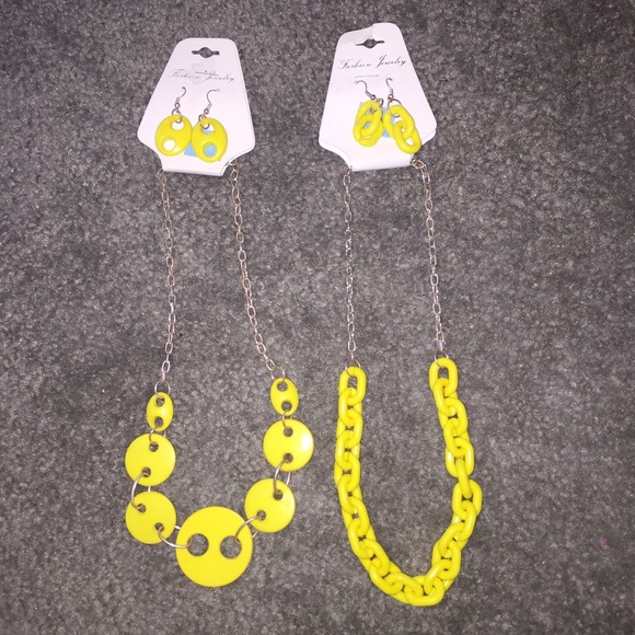 Yellow plastic jewelry; NEW! - Picture 1 of 1