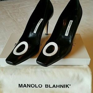 Manolo Blahnik black pumps