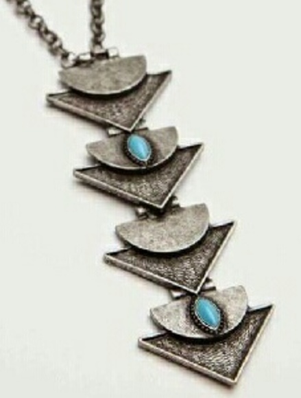 Free people necklace - Picture 2 of 2