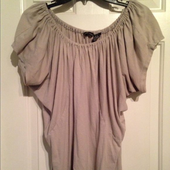 Cute Gray NY&Co. Blouse